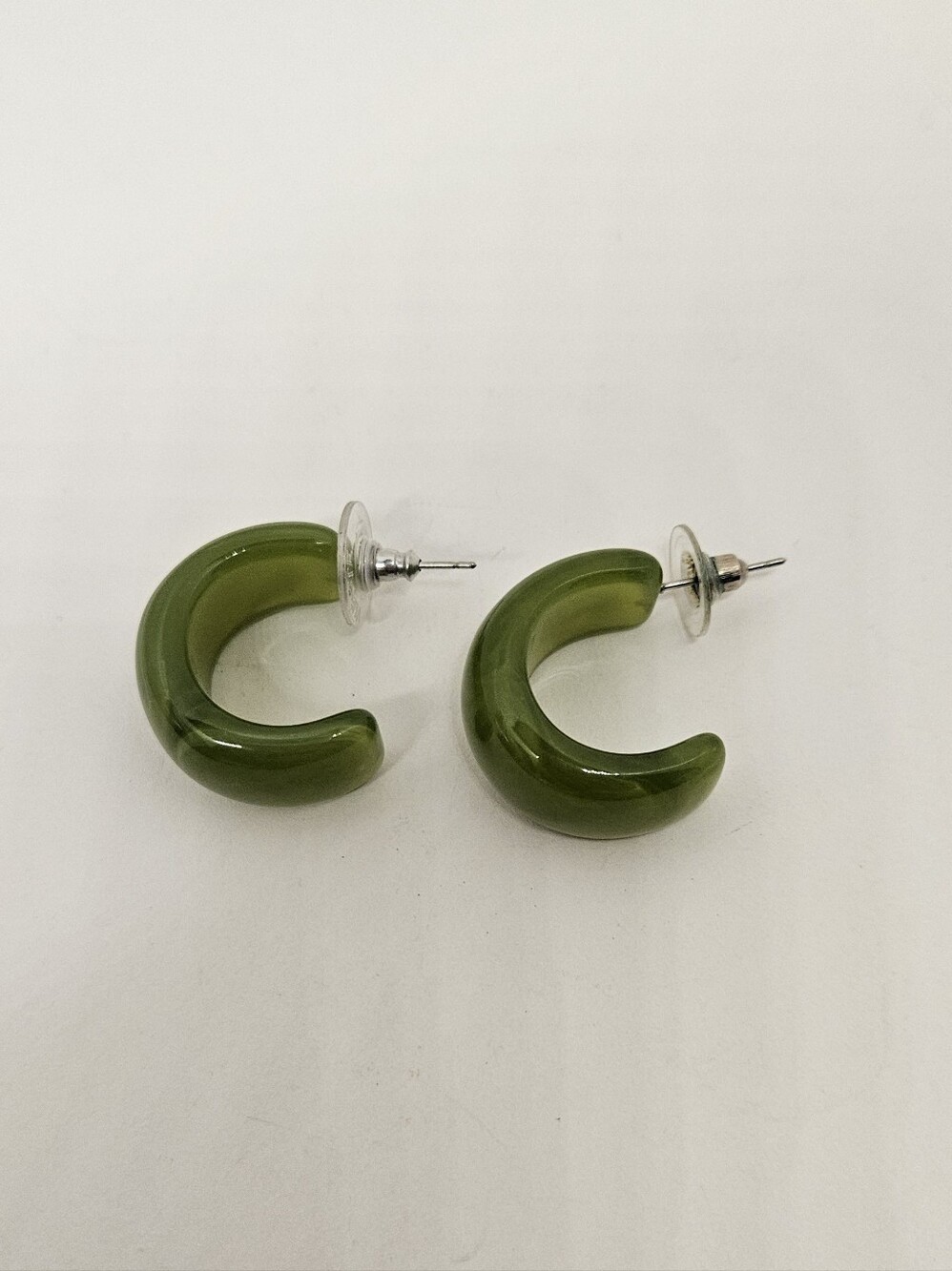 Green Jade Lucite Plastic Stud Earrings Silver Tone Vintage Faux Chunky